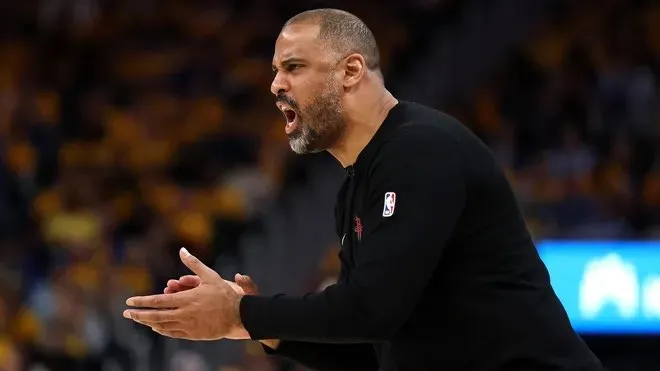 优直播nba-记者：火箭给人很糟糕的感觉，但其实他们攻防均联盟前10